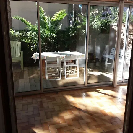 Rez De Jardin 4-6 Pers Res Eureka * Agde